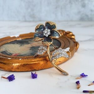 Vintage Gold Enamel Flower Brooch Country Garden Wildflower Pin